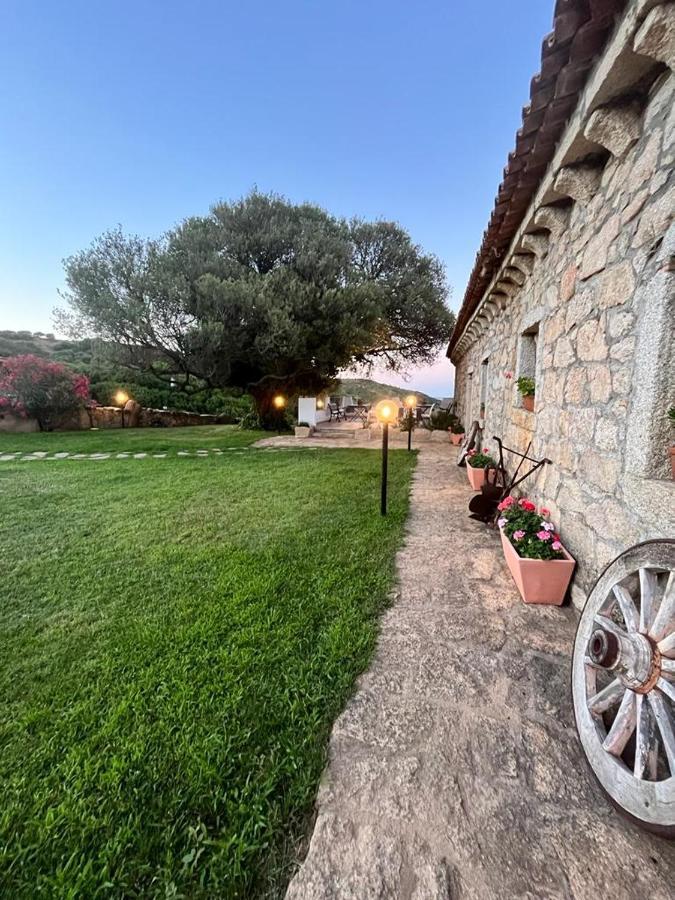 Villa Cantina&Agriturismo Canu Luogosanto Exterior foto